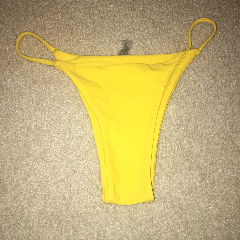 NWOT cheeky bottom 🎀2/$15 or 3/$20